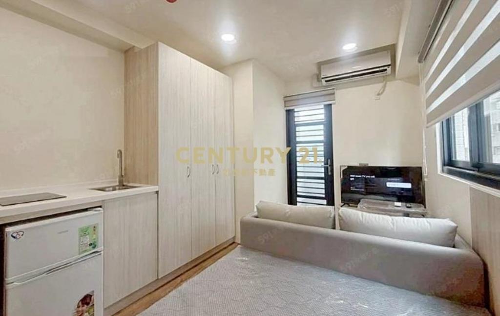 台中北區面公園全新精裝雙套房+專用大露臺