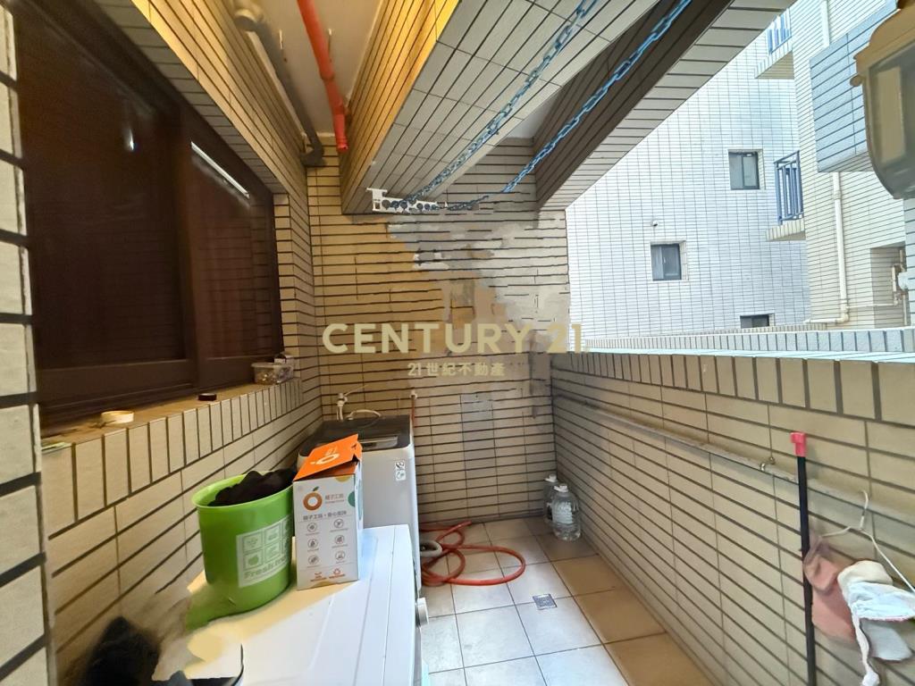 內壢忠孝大道二期2房車