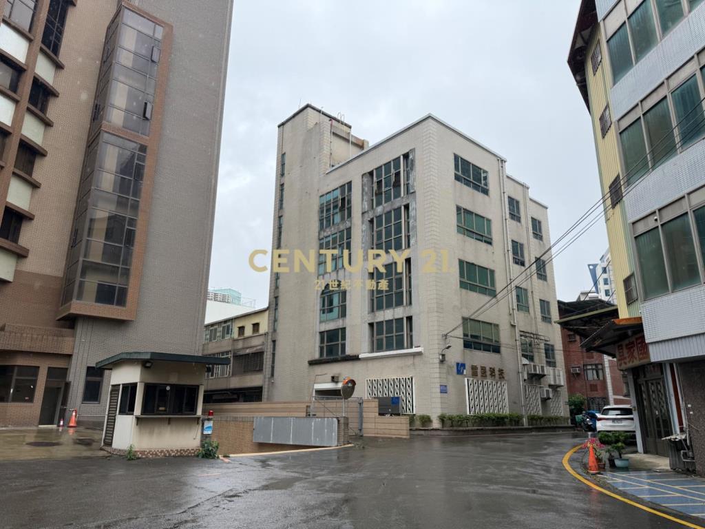 新竹清大旁廠房5樓
