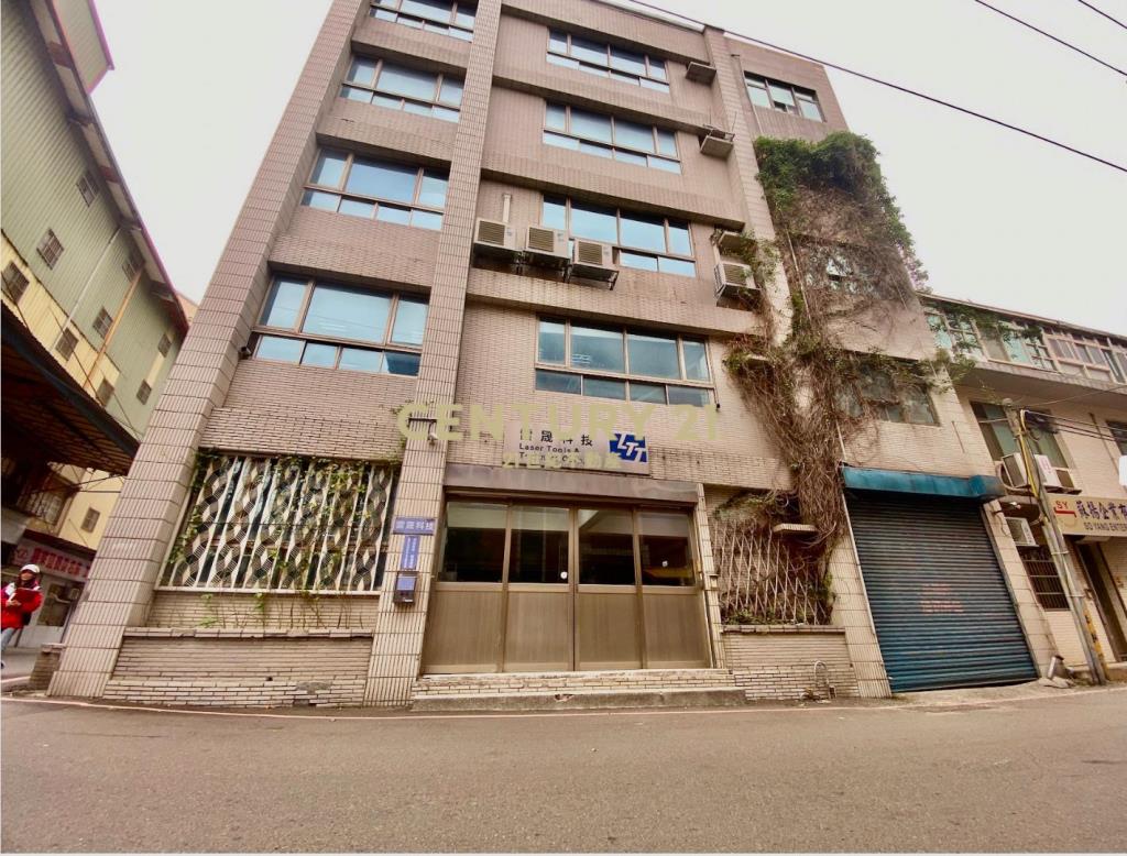 新竹清大旁廠房5樓