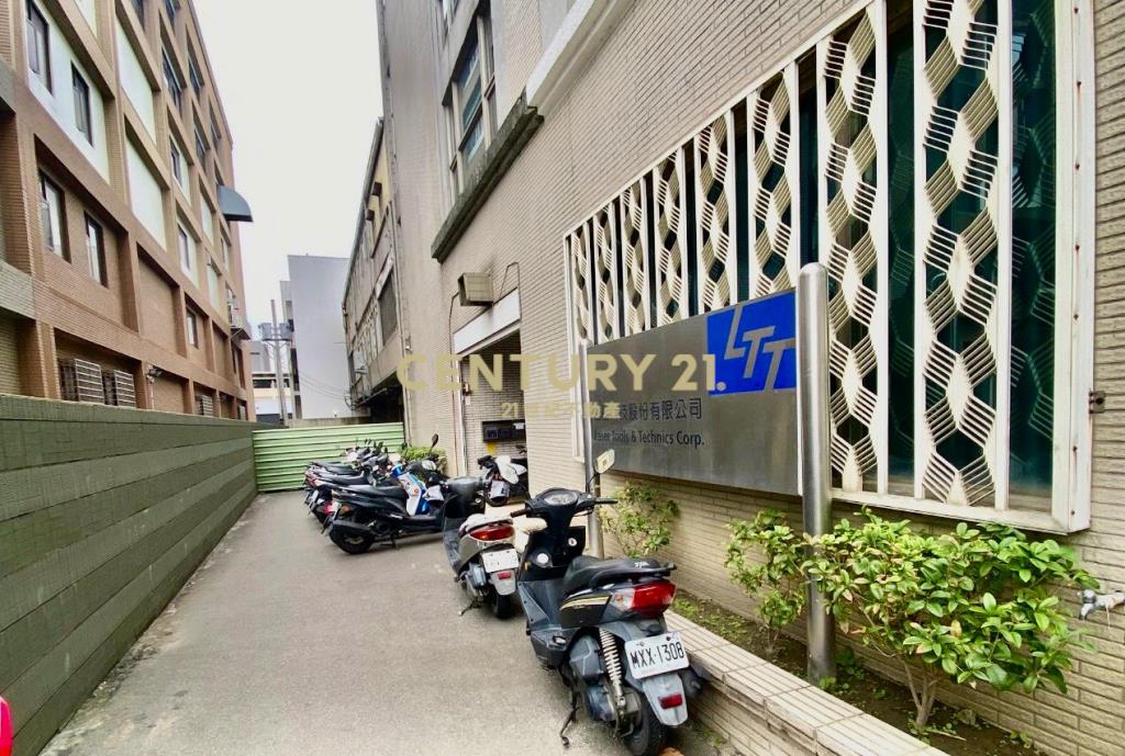 新竹清大旁廠房5樓