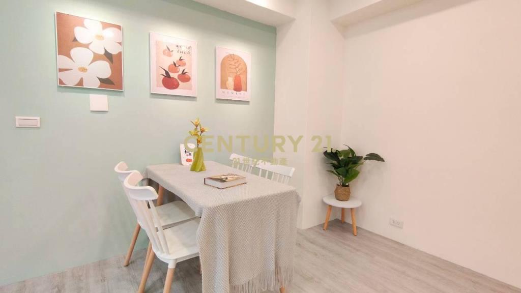 楊梅台北亞熱帶凱薩區美三房車