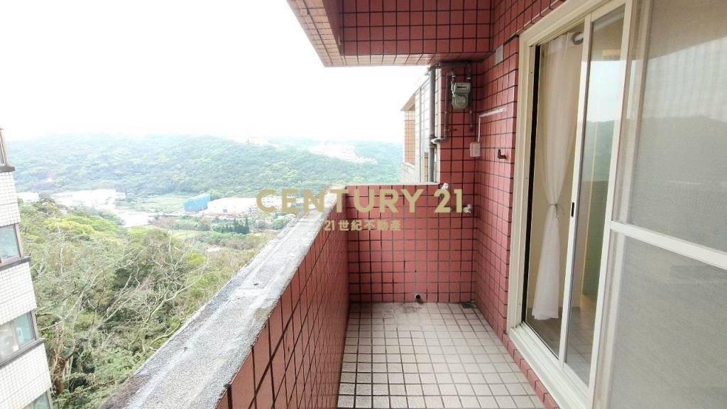 楊梅台北亞熱帶凱薩區美三房車