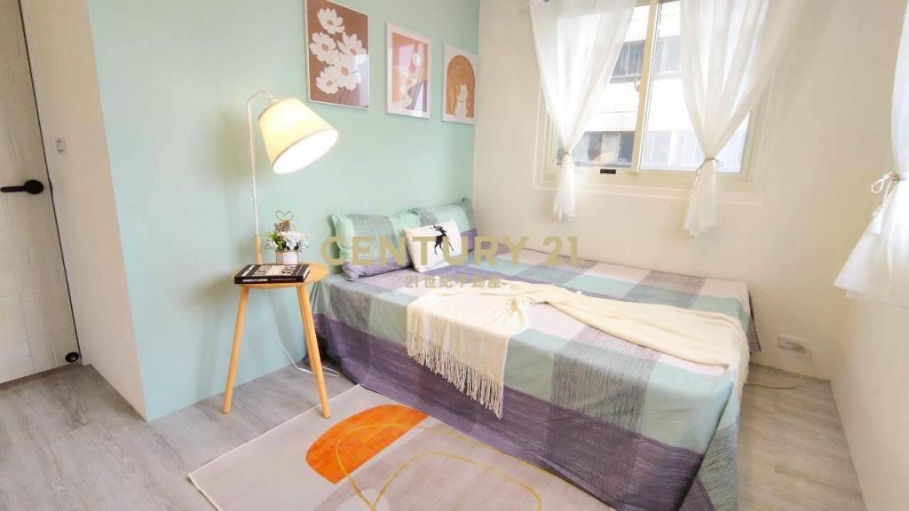 楊梅台北亞熱帶凱薩區美三房車