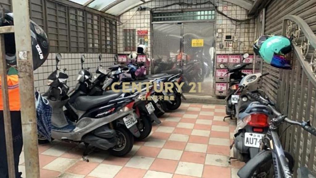 中壢南園二路收租電梯五套