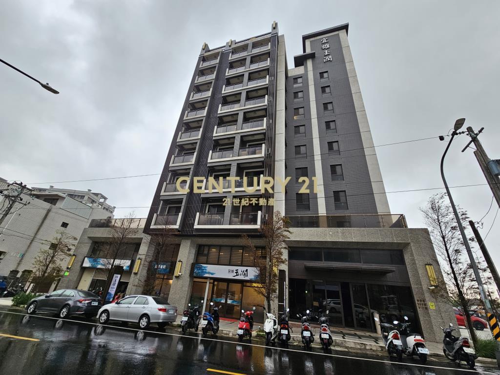 華興池第一排稀有三套房車自用收租好棒