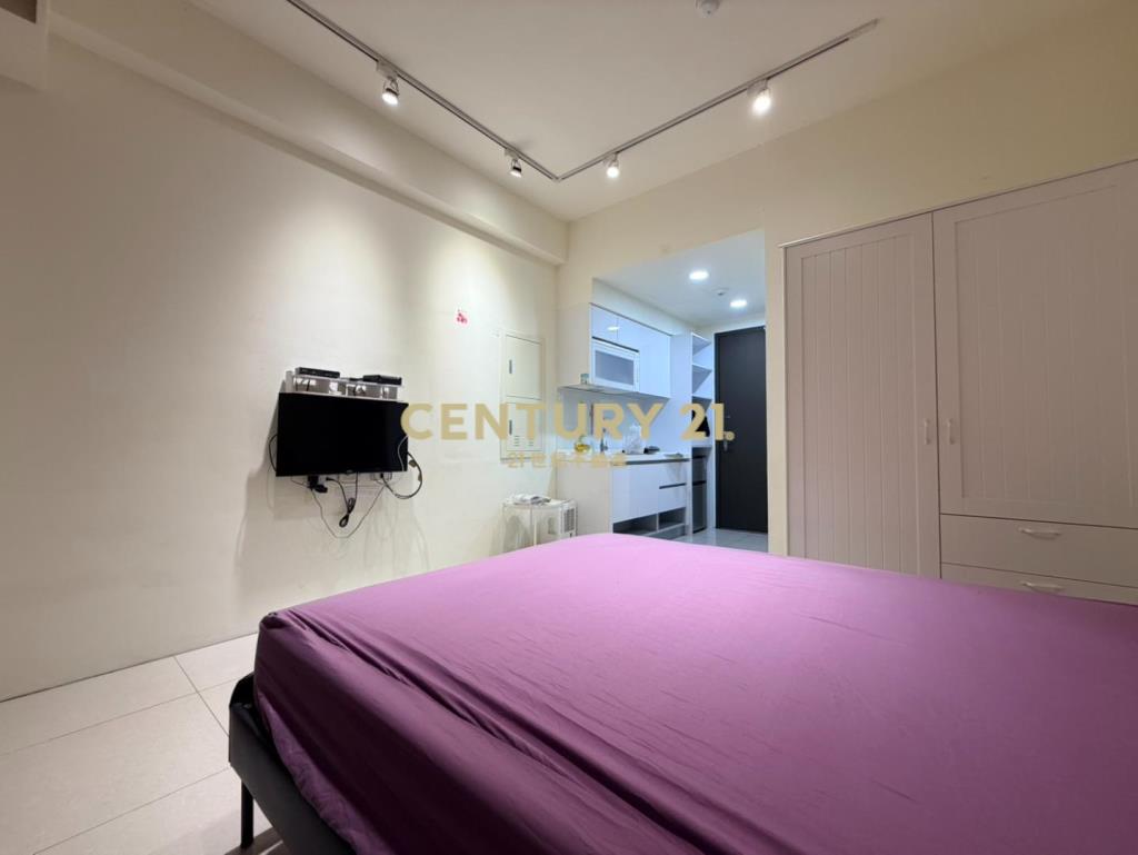 華興池第一排稀有三套房車自用收租好棒