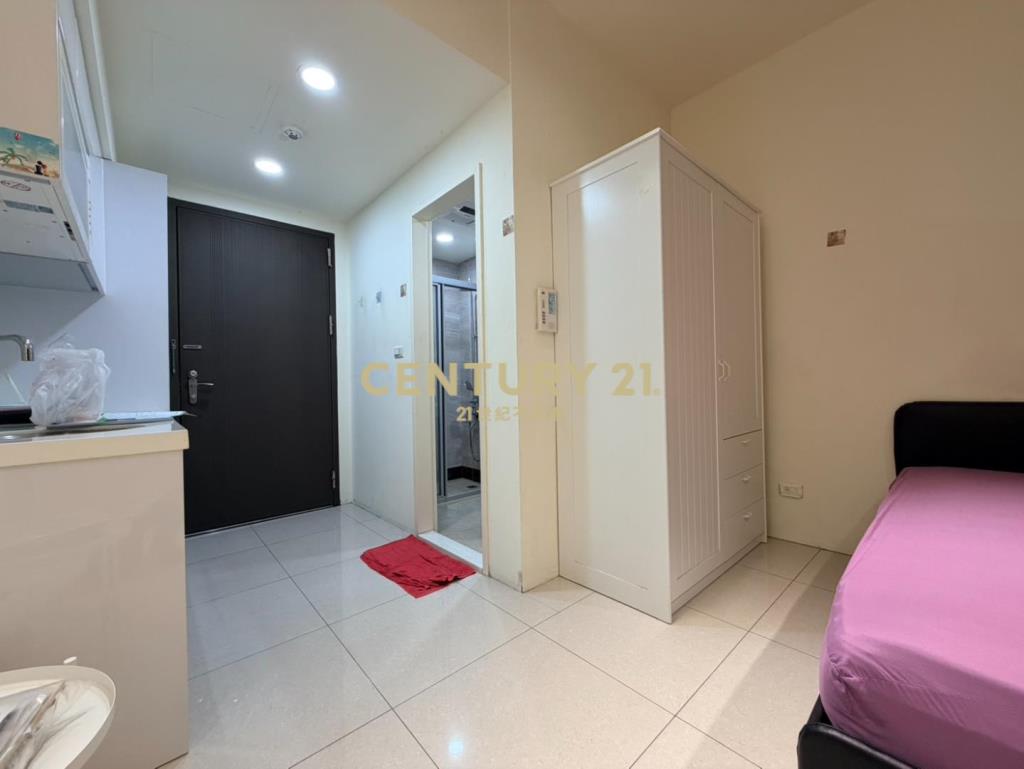 華興池第一排稀有三套房車自用收租好棒