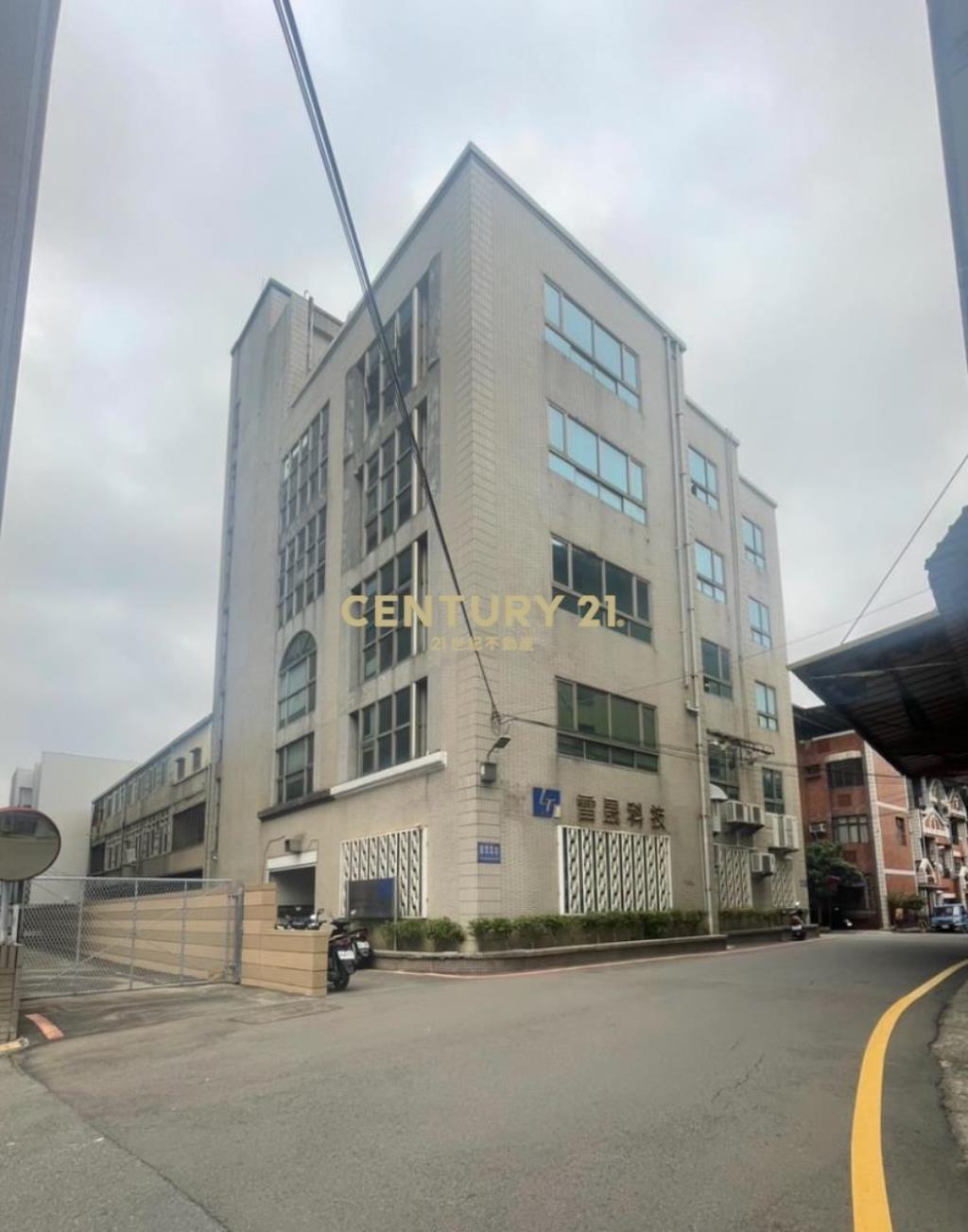 新竹清大廠房1～2樓