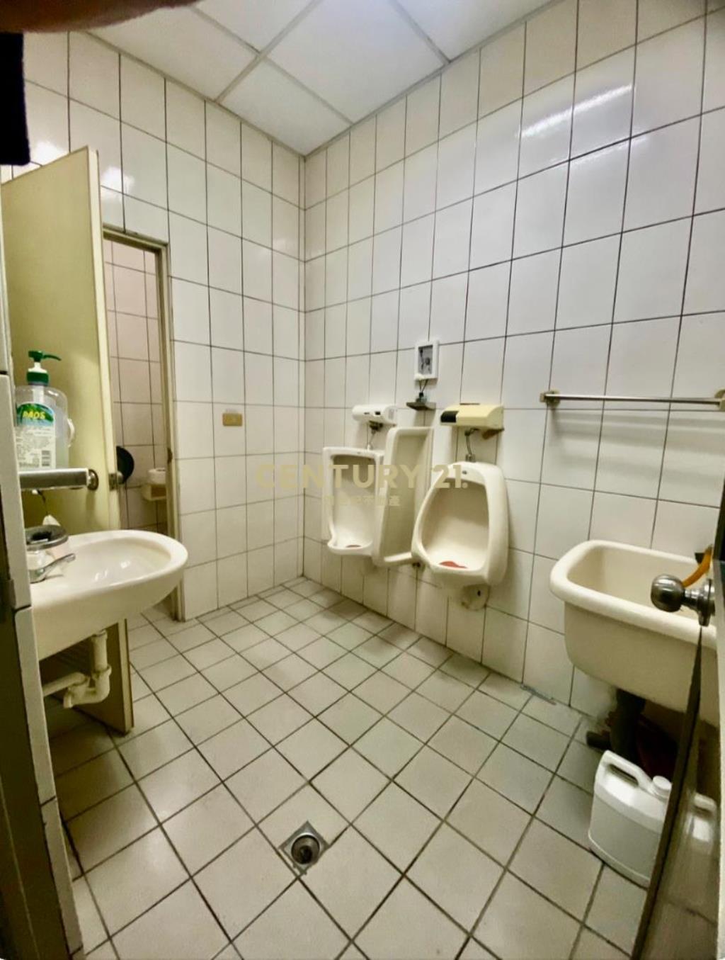 新竹清大廠房1～2樓