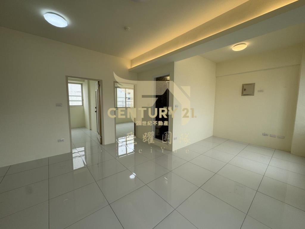 近新竹巨城整新電梯美兩房