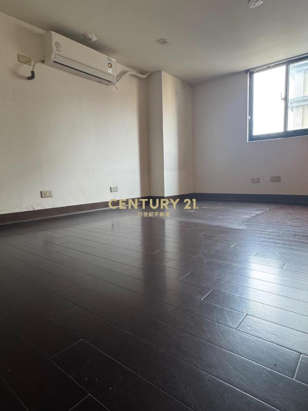 竹北縣政特區稀有3房雙車位