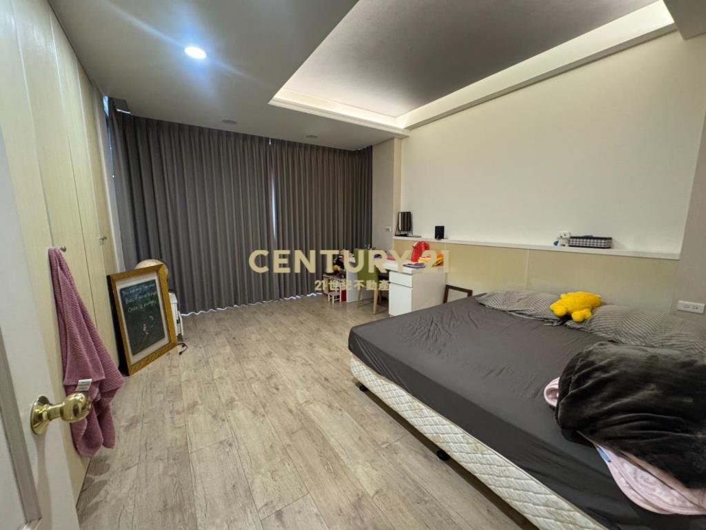 中央大學稀有千萬裝潢超大地坪美式電梯豪宅