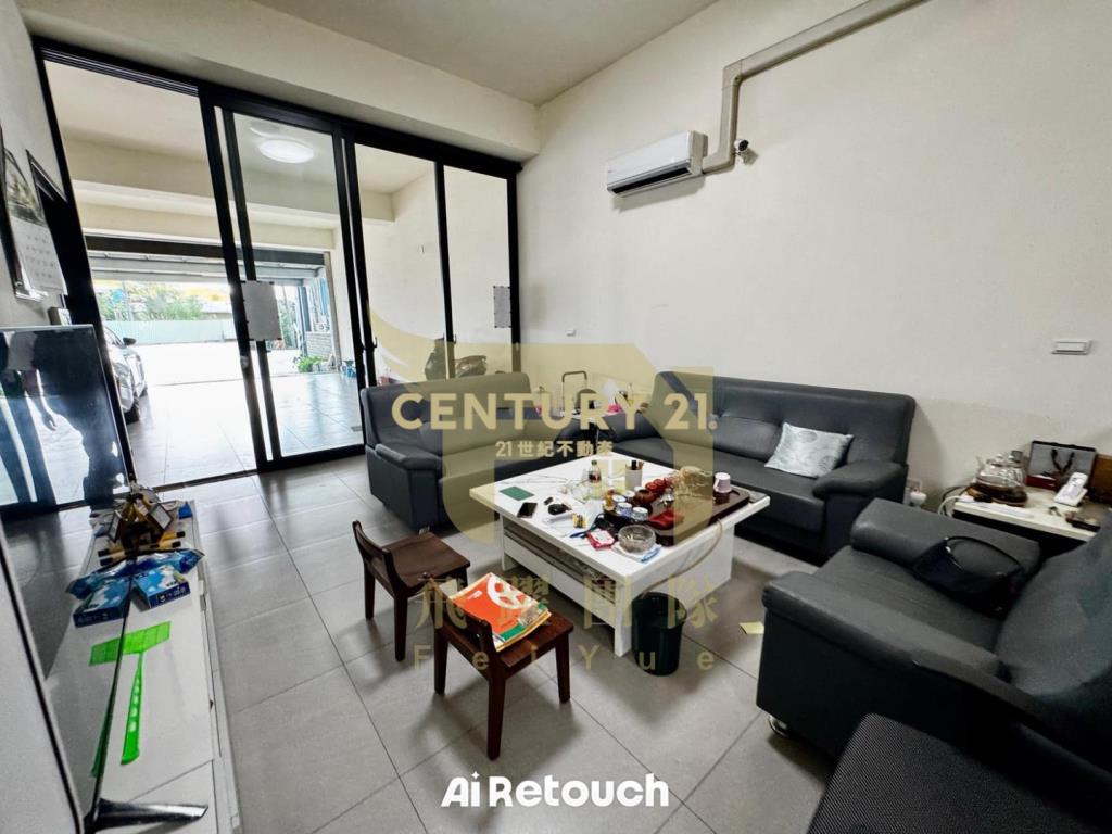 【好市多】260坪電梯透店｜前院停三車