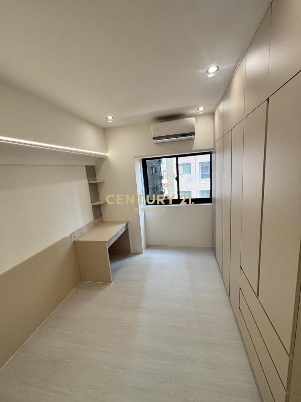 城市之光美妝漂亮兩房