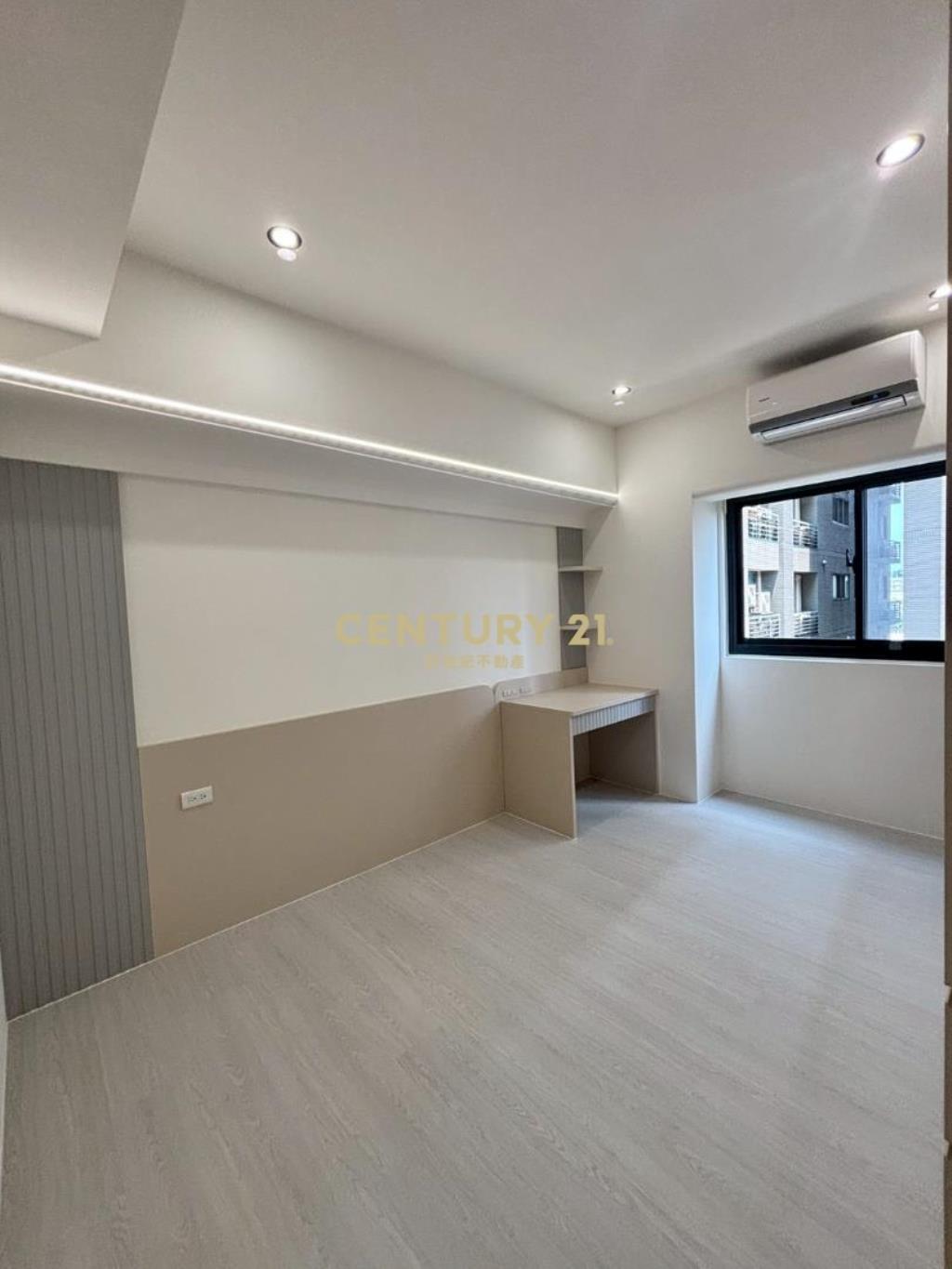 城市之光美妝漂亮兩房