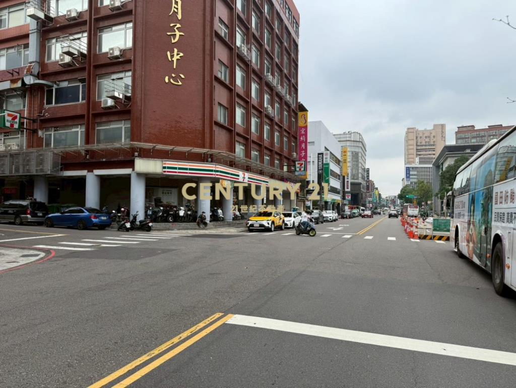 精選-帝王核心大面寬三角透店