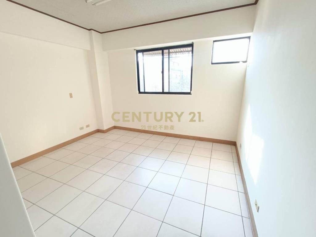 健行正三大房車