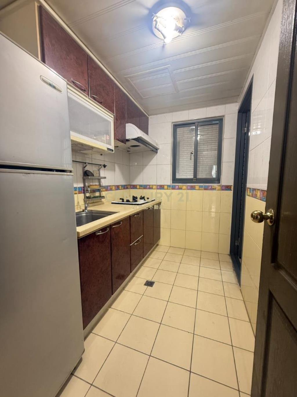 近火車站 家樂福維納斯三房車