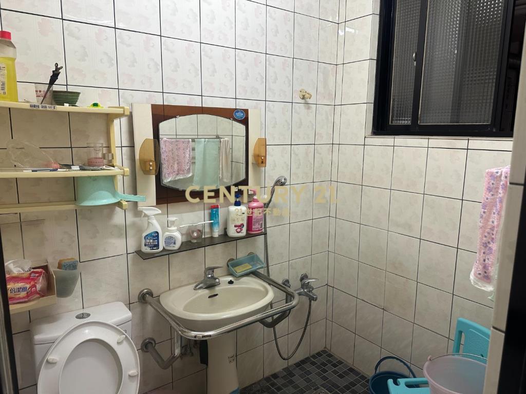 專任 三重重陽國小 大空間美屋