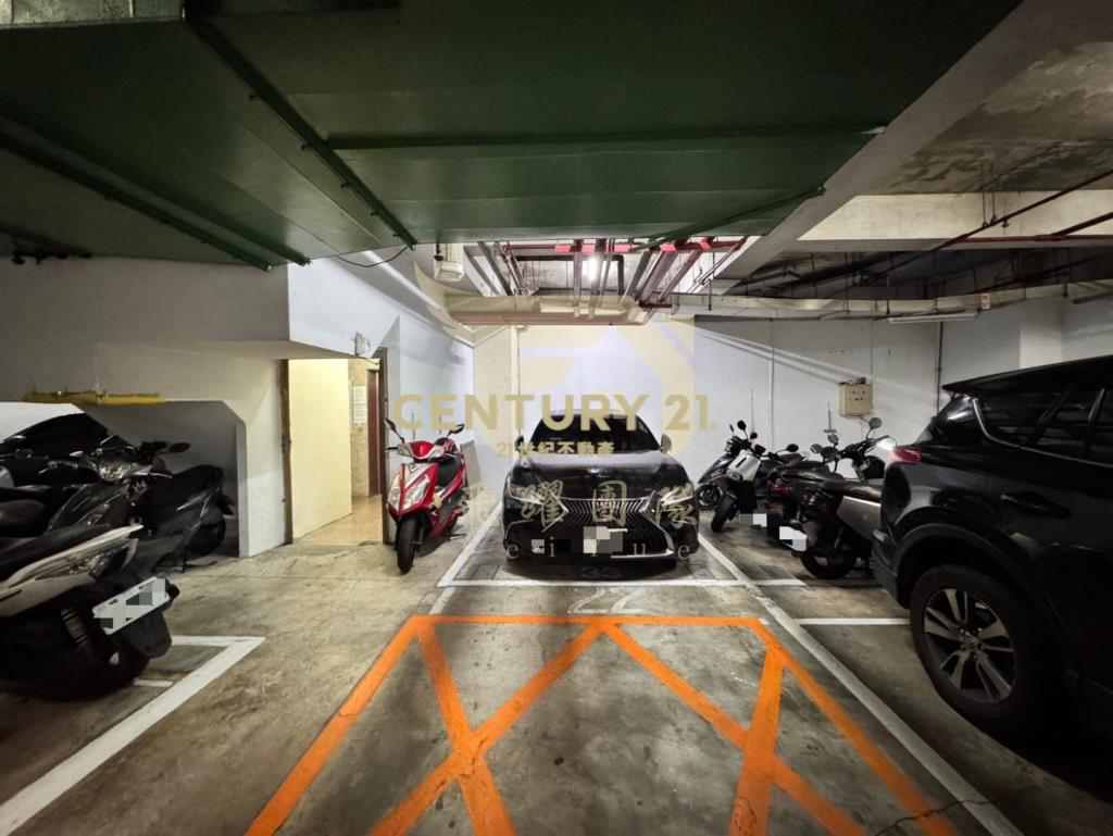 平鎮車站百萬裝潢樓中樓4房車(3間衛浴)