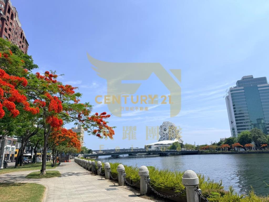 高雄愛河畔京城天下氣派寬敞大兩房可改3房