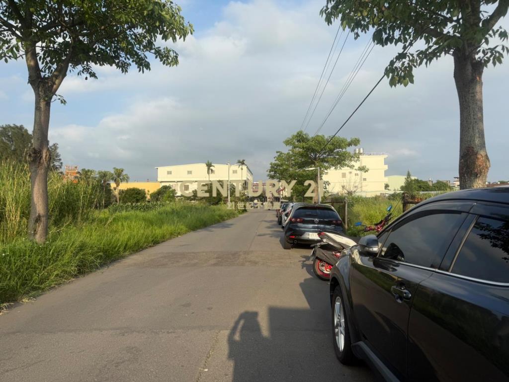 菓林計劃區內近G15水尾捷運站都計內農地