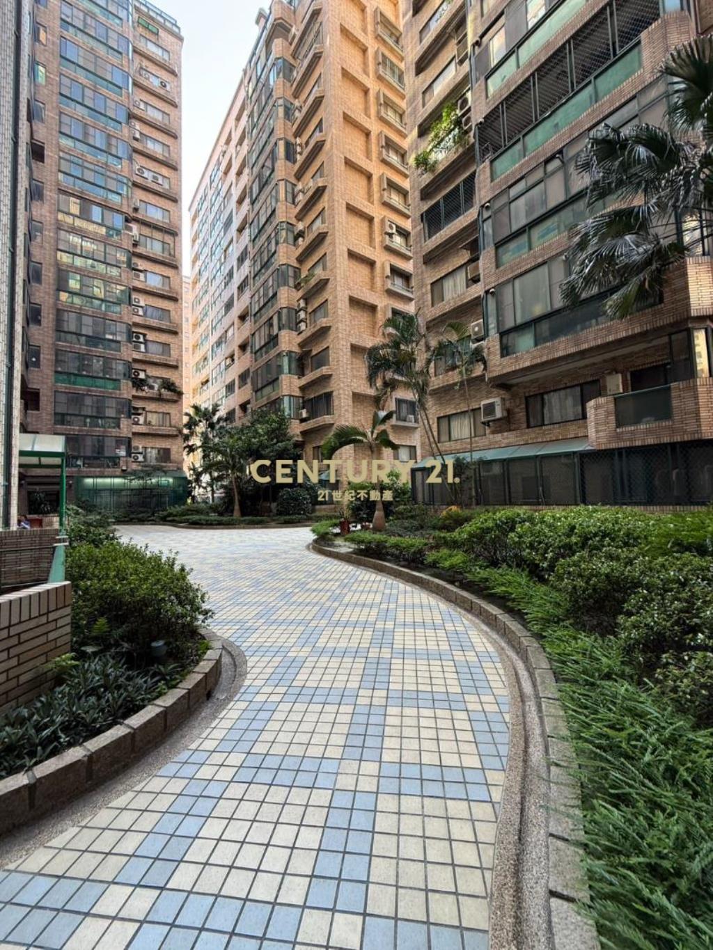 內壢~環中愛樂寬敞明亮電梯3改2房