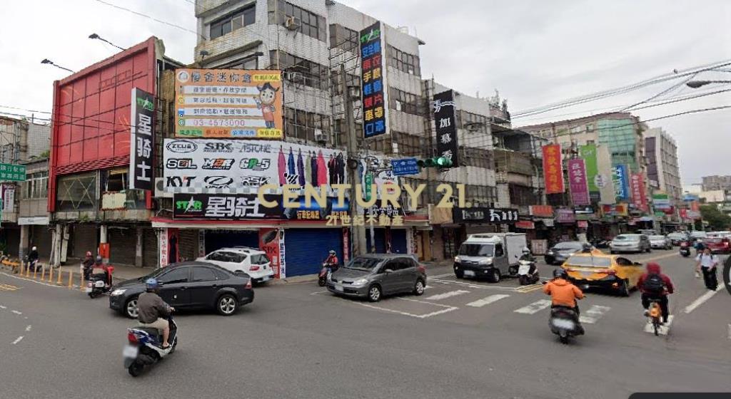 中原大學金店面3間面寬透天