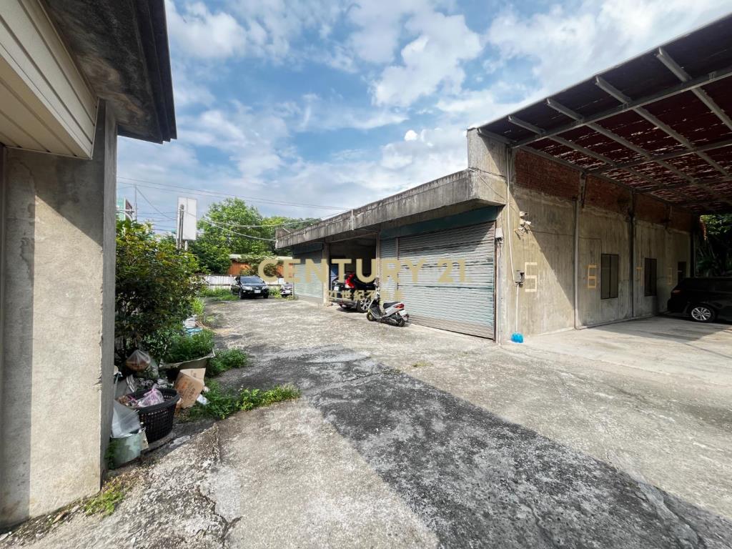 中壢區新中北路信陽街雙面臨路黃金角持分地