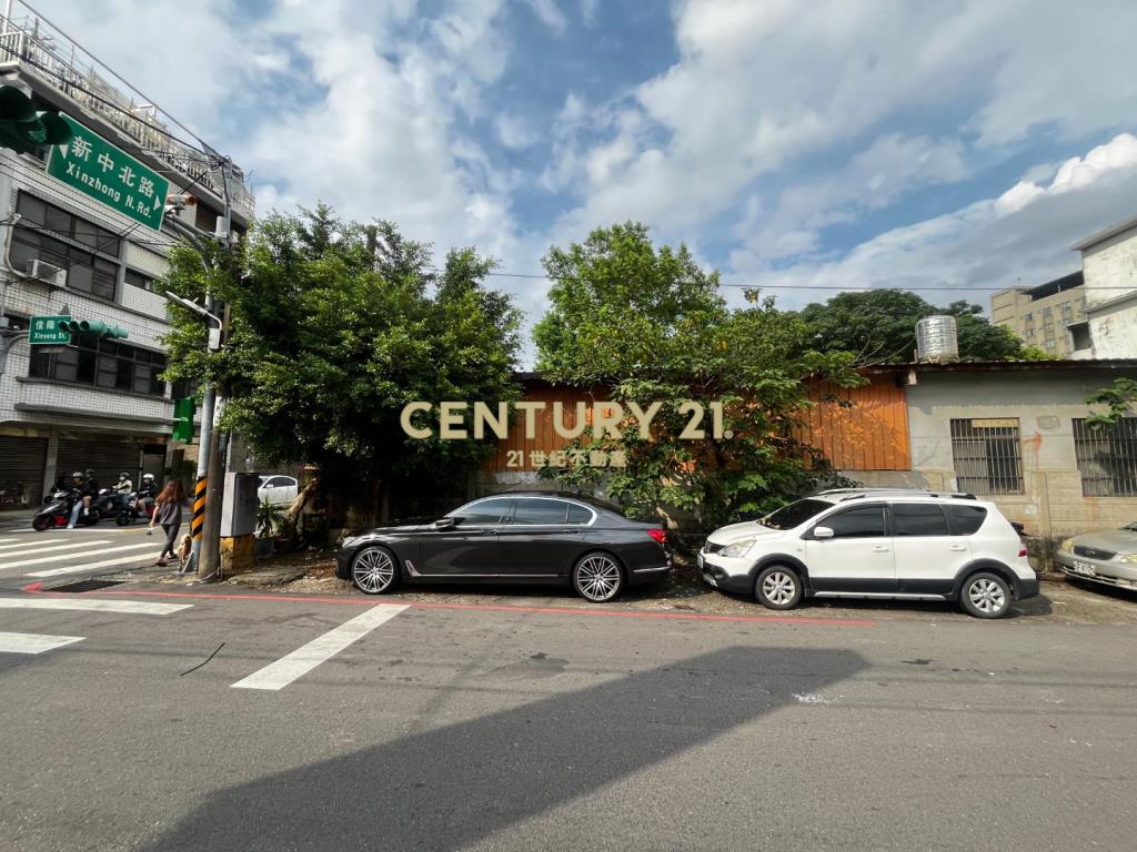 中壢區新中北路信陽街雙面臨路黃金角持分地