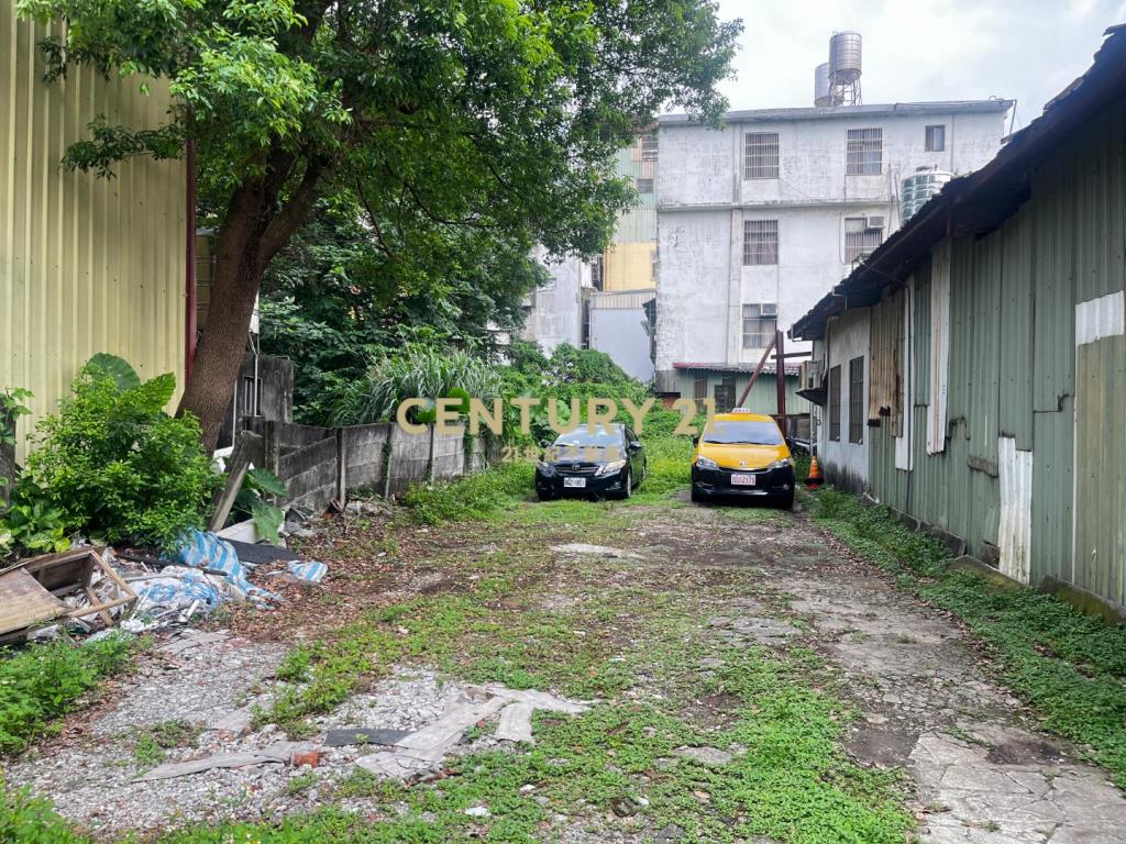 中壢區新中北路信陽街雙面臨路黃金角持分地