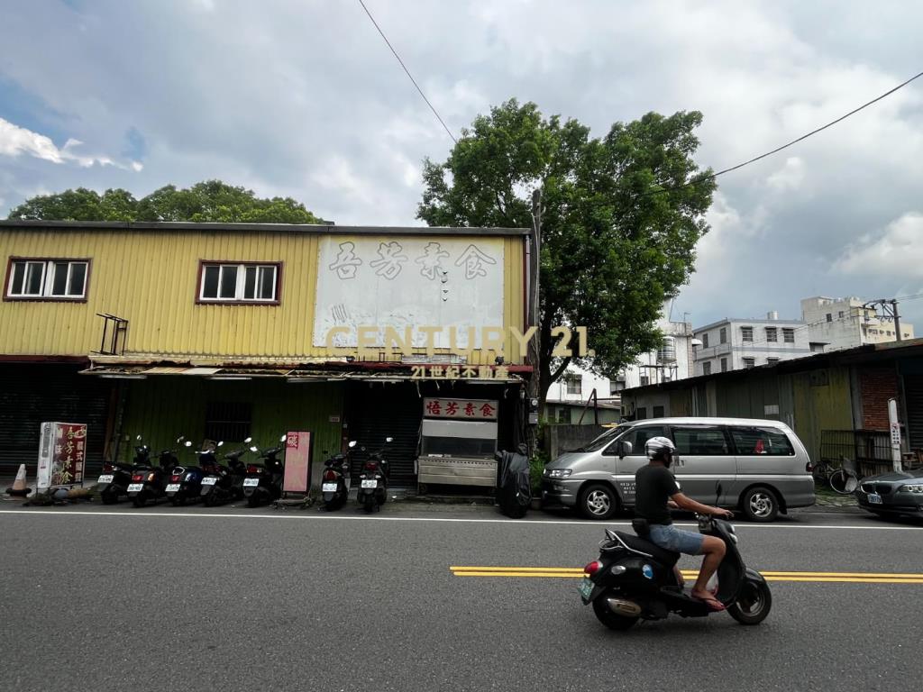 中壢區新中北路信陽街雙面臨路黃金角持分地