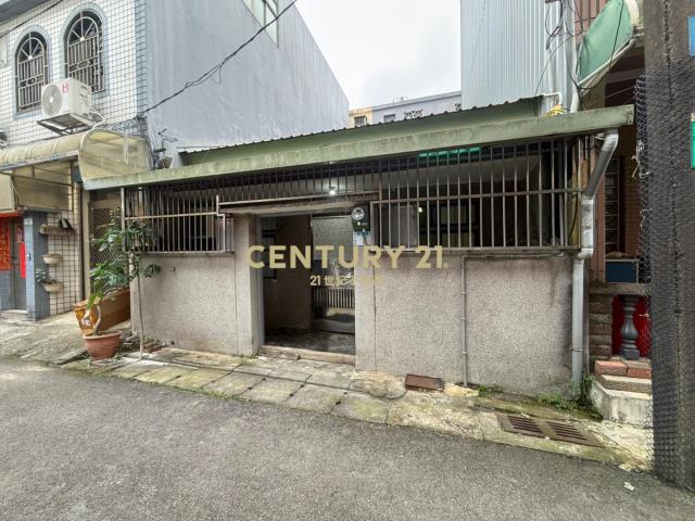 龍岡大操場低自備超值透天