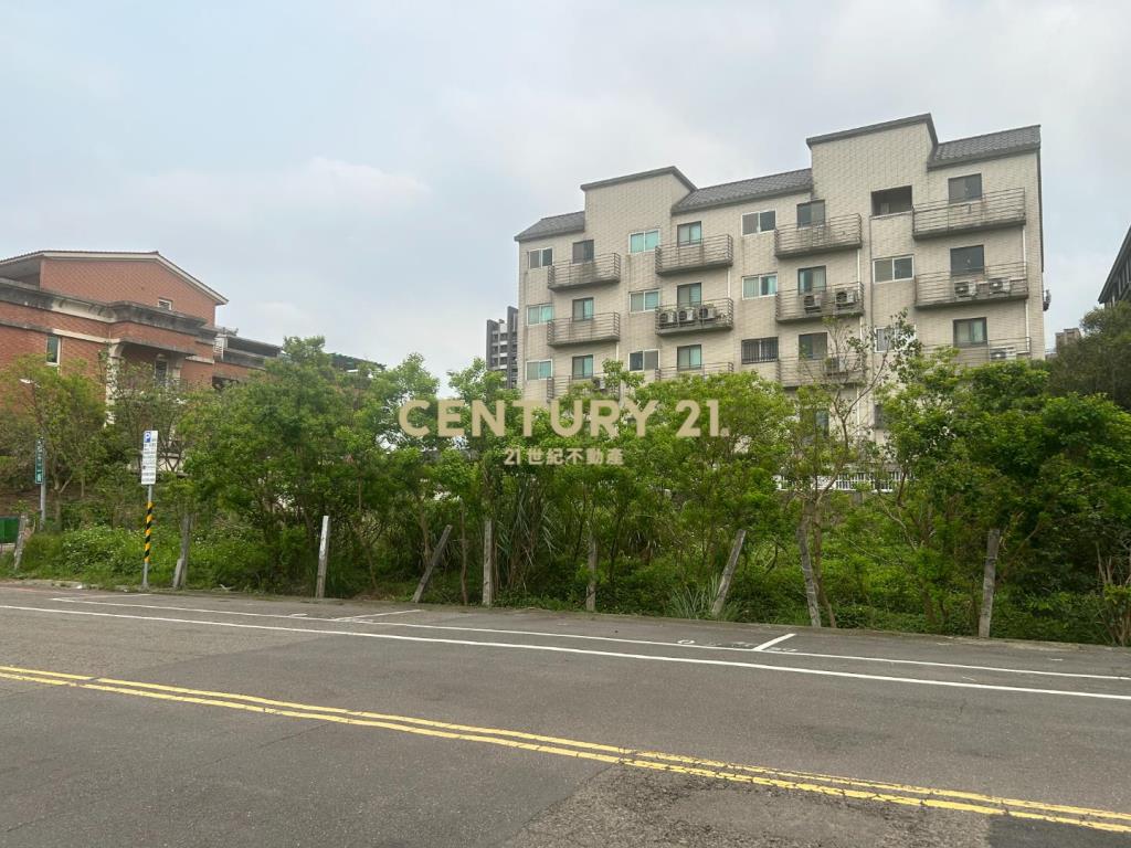 過嶺雙面路臨路角地~