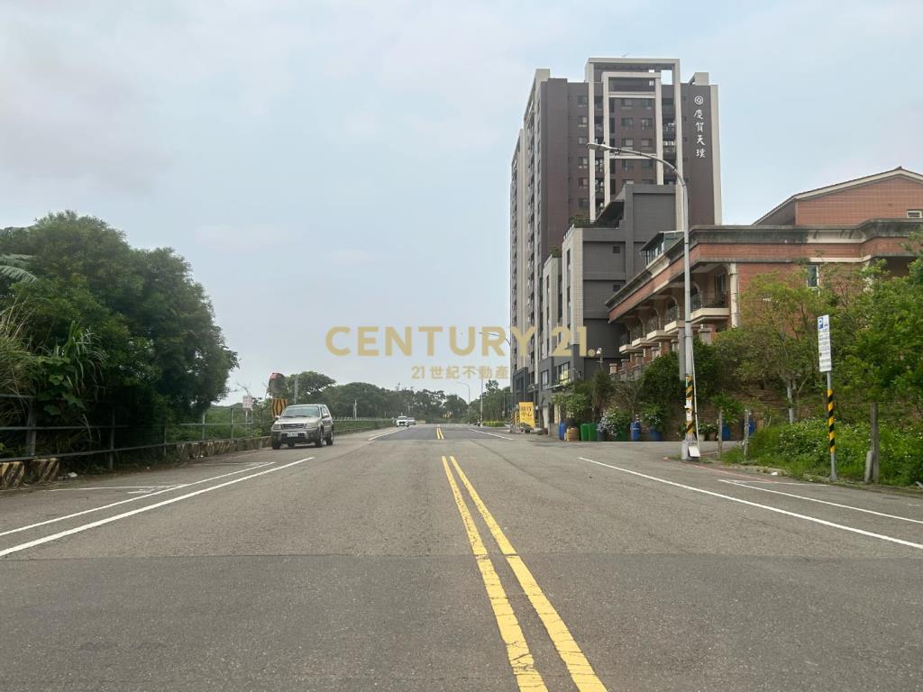 過嶺雙面路臨路角地~