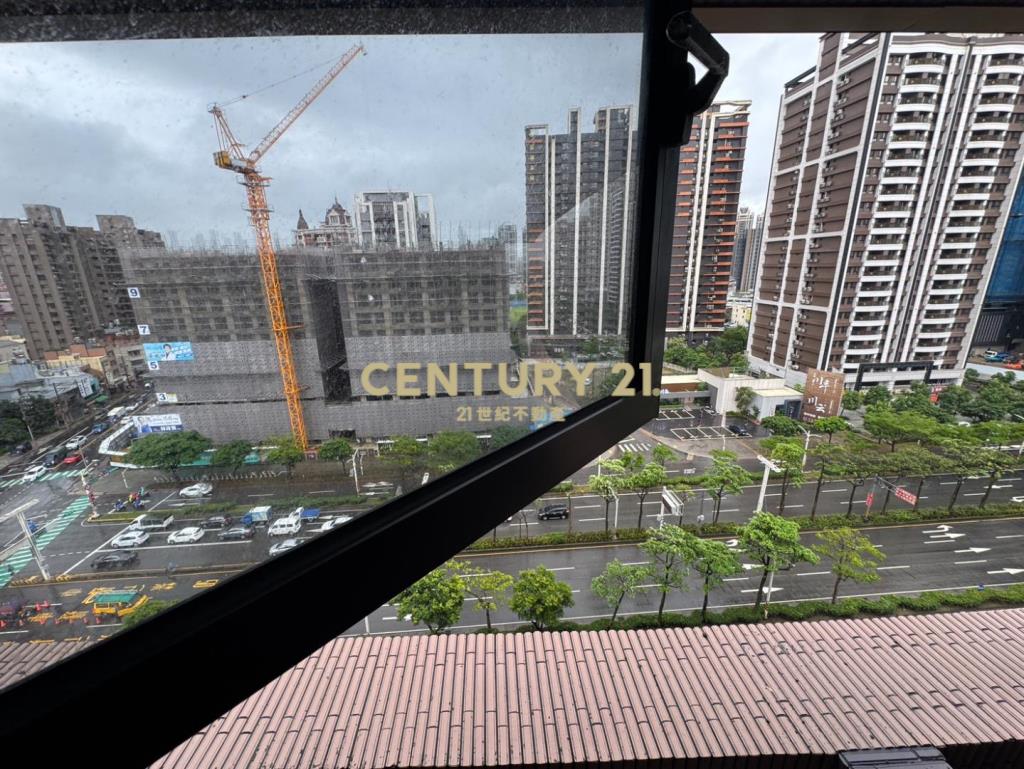桃園中路特區鉑克棶2房+平面車