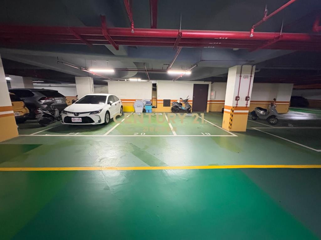 青埔A18超大2房雙衛浴前後陽台平面車
