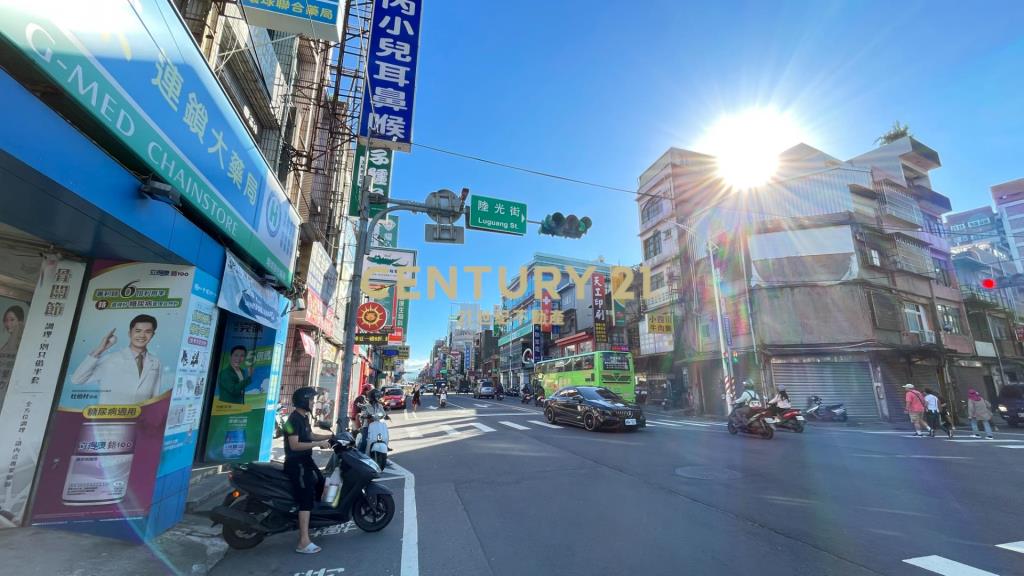 八德大湳介壽路一段金店面