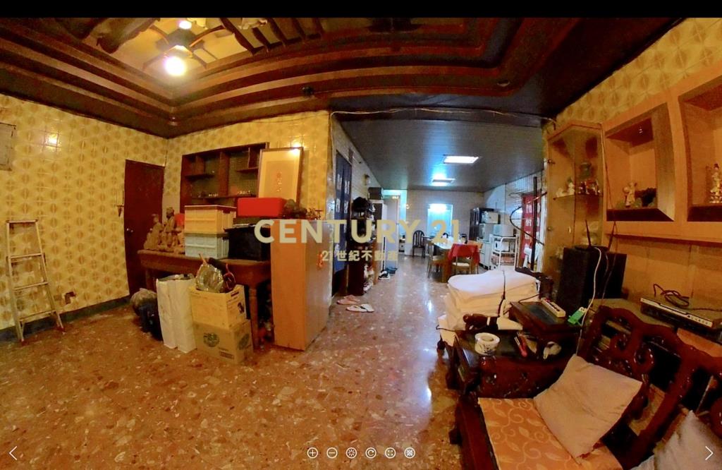 台北龍江路大面寬店面