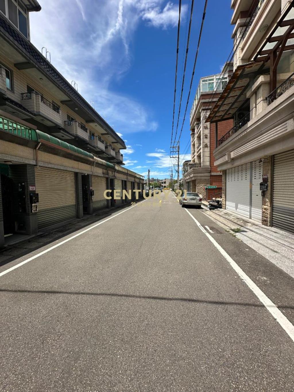 專任近體育園區庭院停車有天然瓦斯美墅
