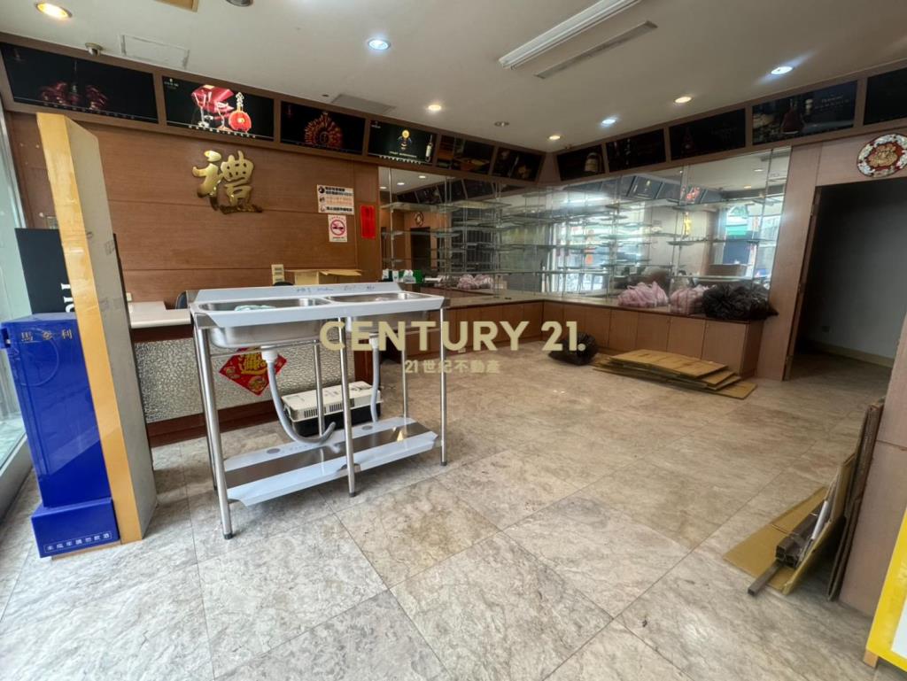 中壢A22捷運站旁上大地坪雙店面美住店