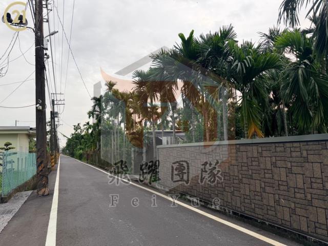 專任【屏東】內埔｜有水有電美農地699坪