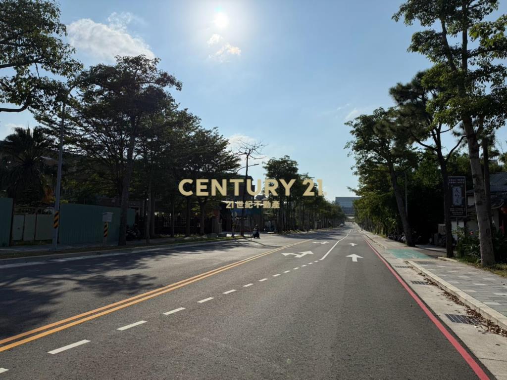 近中央大學雙面臨路都計內美農地