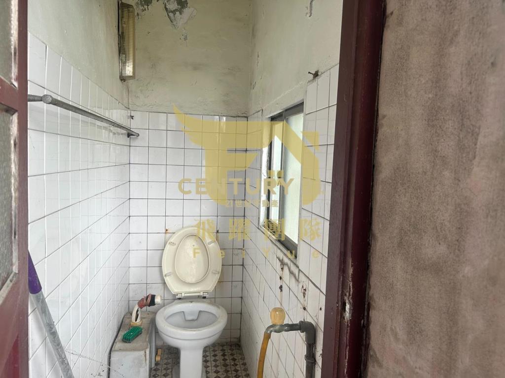 近榮民南路㊣路邊都內農舍