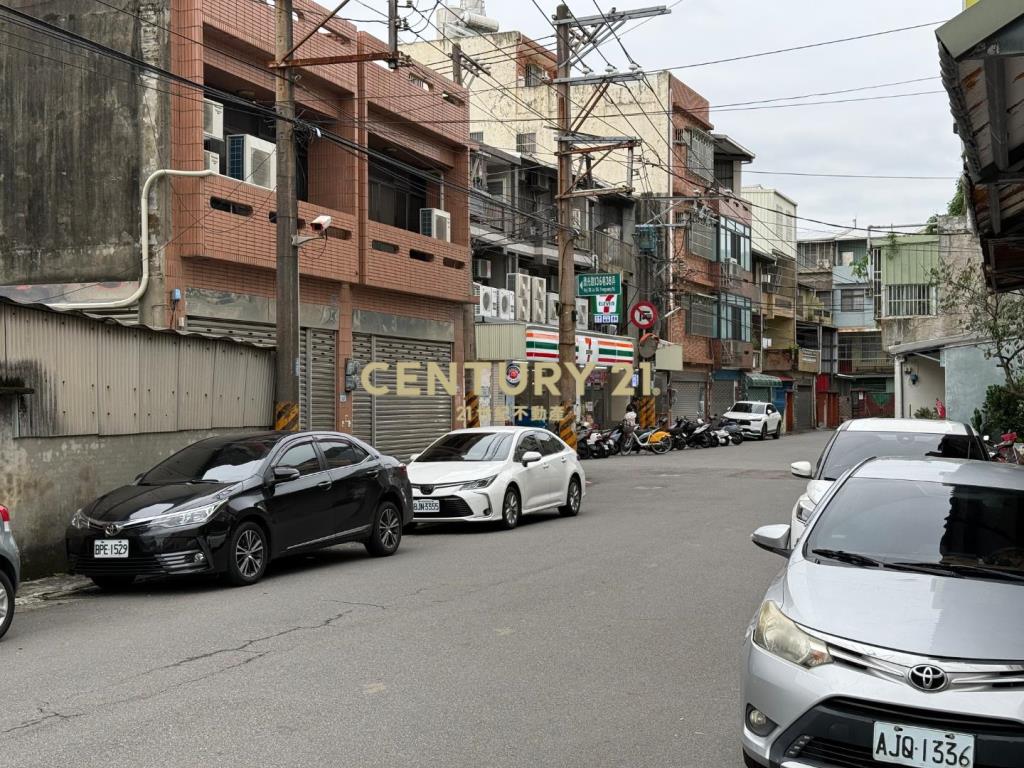 山仔頂低樓層三房美寓+車位