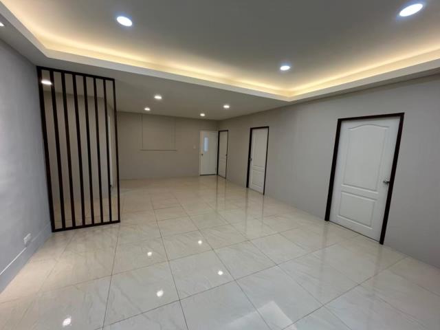 【向陽團隊】近幸福國中稀有邊間2樓