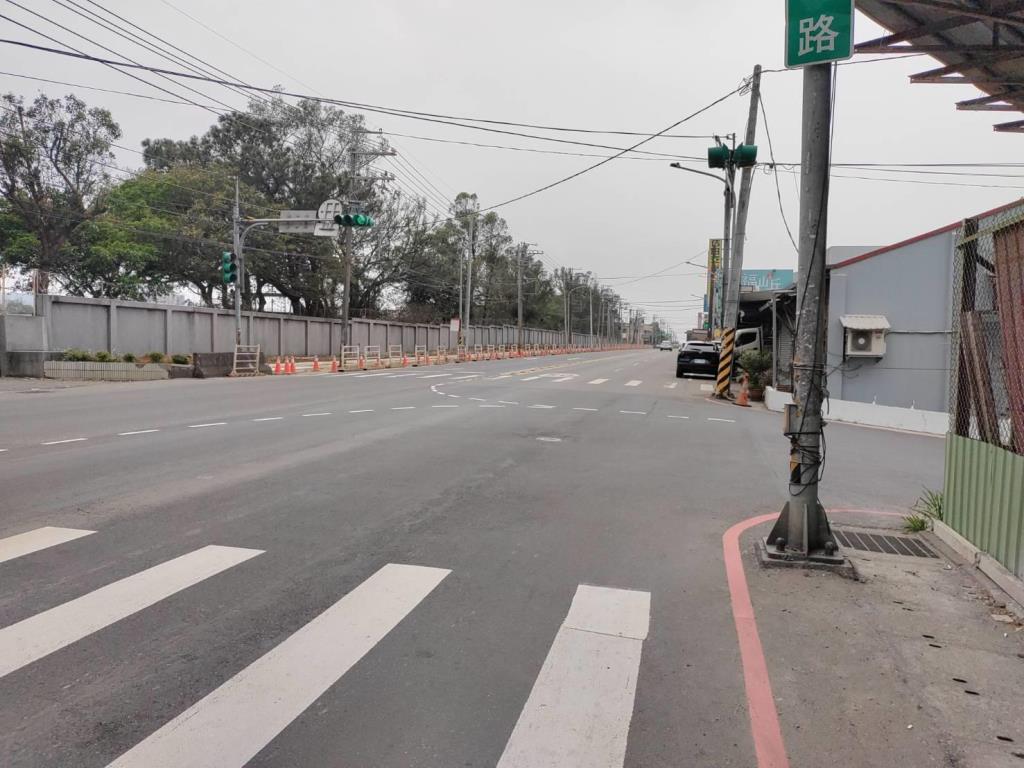 【向陽】龍潭聖亭路小面積合法倉庫廠房用地