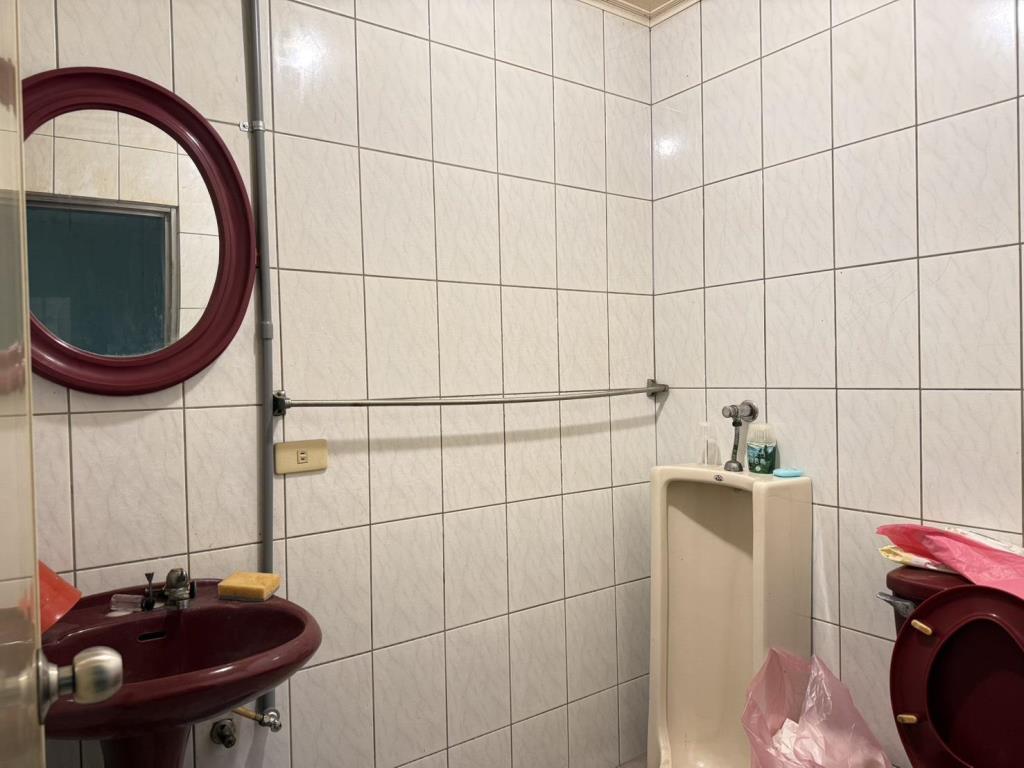 【向陽團隊】中壢家樂福店面