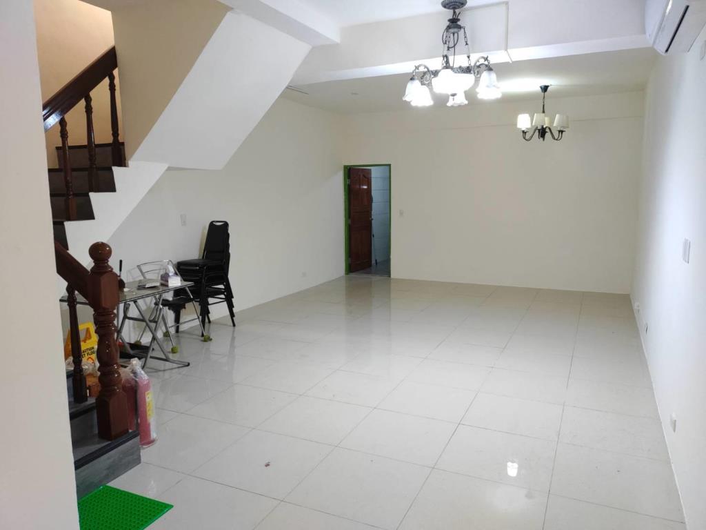 【向陽團隊】新明國中忠孝路新整美透天